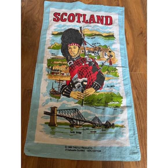 Vintage 1988 Thistle Products Scotland Tea Towel 100% Cotton Scottish Piper - Picture 1 of 6